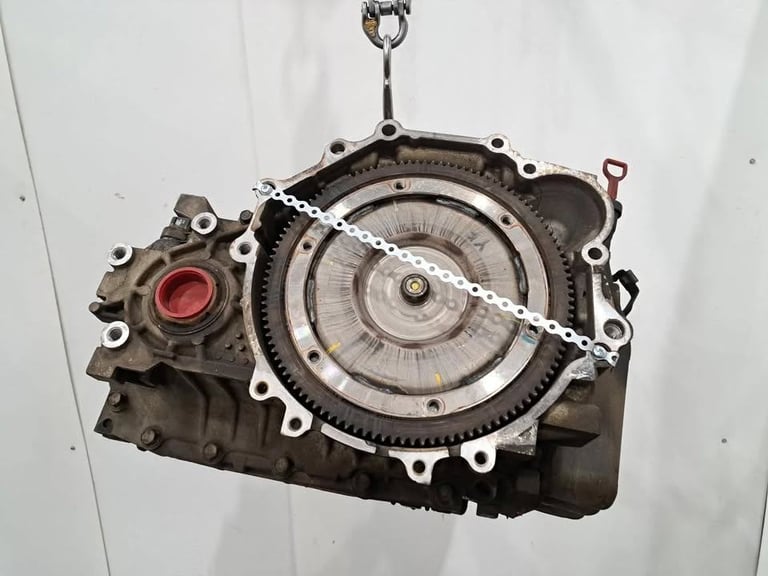 image for KIA CARENS 2008 2.0 DIESEL 4 SPEED AUTOMATIC GEARBOX FOR SALE