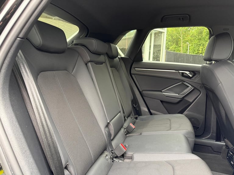  Audi Q3 2.0 TFSI 40 S line SUV 5dr Petrol S Tronic quattro Euro 6 (s/s) (190 ps) Petrol Automatic