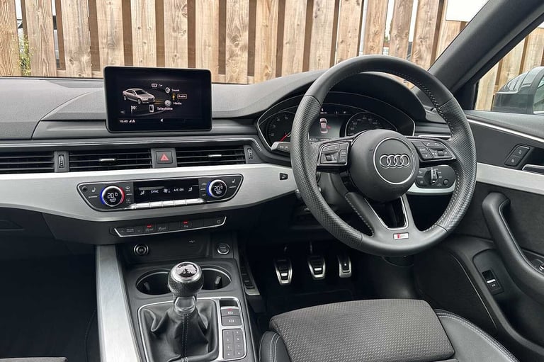 2019 Audi A4 35 TFSI S Line 4dr Saloon Petrol Manual