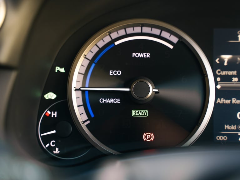 2017 Lexus NX 2.5 300h F Sport SUV 5dr Petrol Hybrid E-CVT 4WD Euro 6 (s/s)