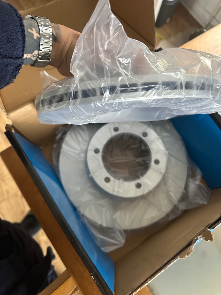 Kavo Silver Coated Vented Front Brake Discs (Pair) – Toyota Hilux Surf KZN130 (1991–1995)