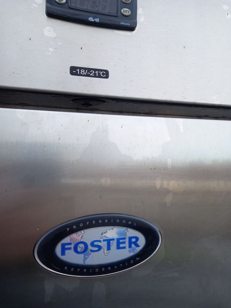 foster -18-24c double door professional refrigeration ready for use 