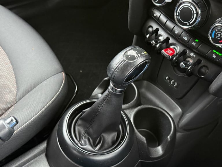 2017 67 MINI HATCH 1.5 COOPER HATCHBACK 3DR PETROL AUTO EURO 6 (S/S) (136 PS)