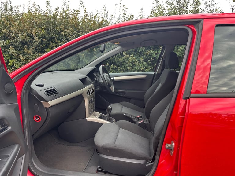 Vauxhall, ASTRA, Hatchback, 2007, Manual, 1598 (cc), 5 doors