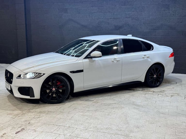 2016 Jaguar XF 3.0 XF V6 S D Auto 4dr Saloon Diesel Automatic