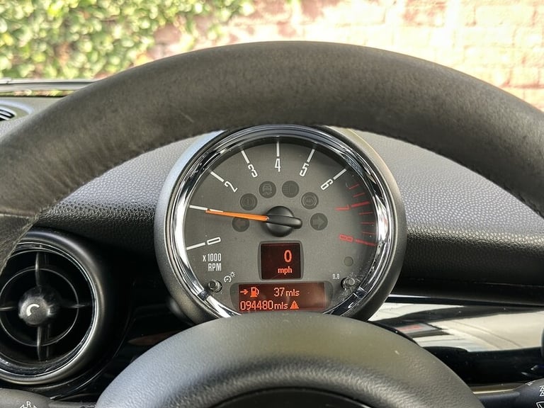 2011 MINI Hatch John Cooper Works Hatchback Petrol Manual