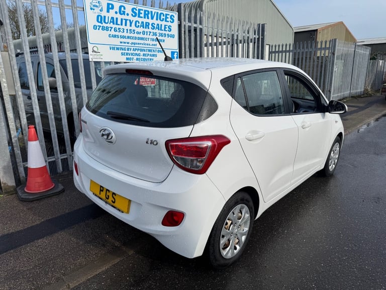 2014/14 HYUNDAI i10 1.0 SE 5DOOR ONLY 49K FULL HISTORY £20 ROAD TAX GREAT MPG 