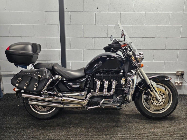 TRIUMPH ROCKET 3 ** Full Luggage - Ready To Go - All Keys and Books **