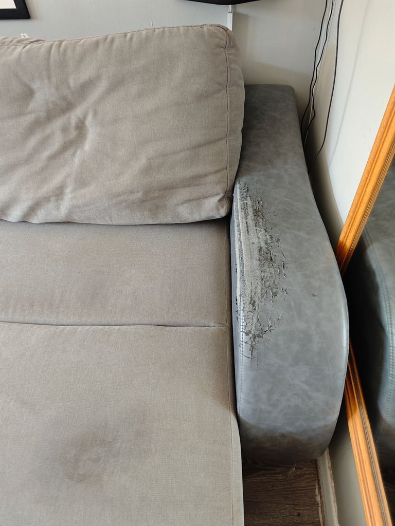 Large 3 Seater Reversible L Shaped Sofa Bed with Storage