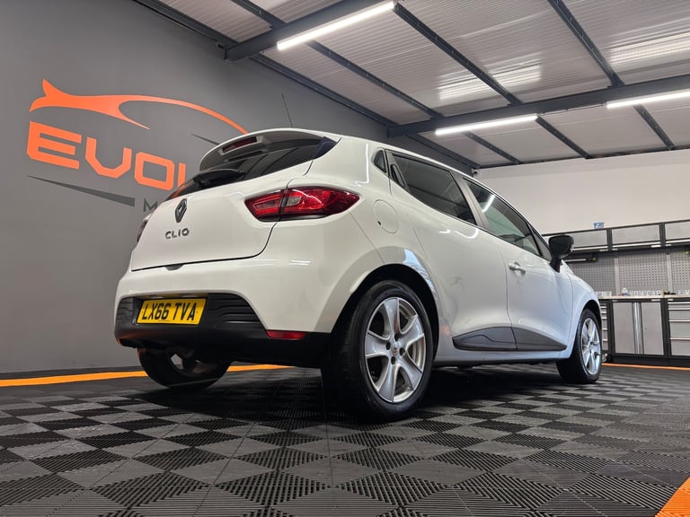 2016 Renault Clio 1.2 16V Play 5dr HATCHBACK Petrol Manual