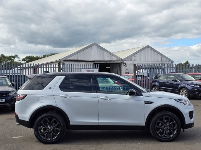 2018 Land Rover Discovery Sport 2.0 TD4 Landmark SUV 5dr Diesel Auto 4WD Euro 6 (s/s) (180 ps) ES...