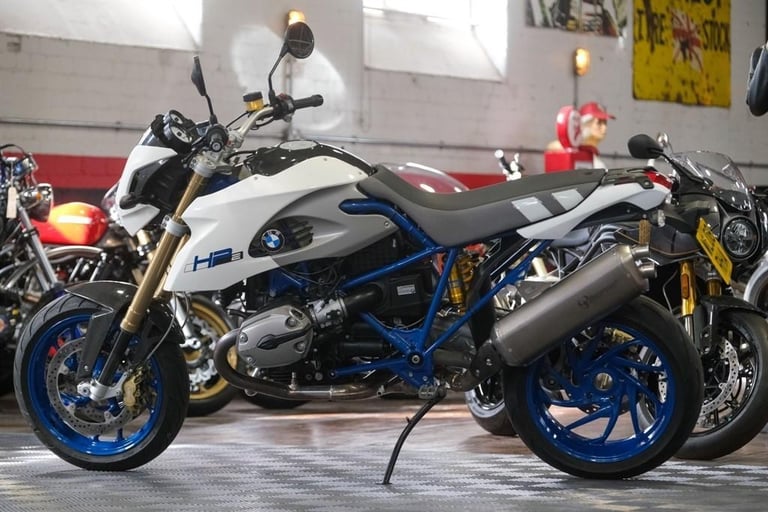 BMW HP2 *Rare Megamoto*