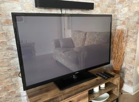 Samsung 51” Plasma Full Hd Slimline Tv Built In Freeview Remote & Stand Excellent Condition