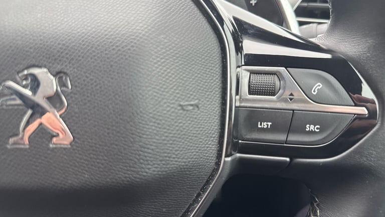 2024 Peugeot 3008 1.6 13.2kWh Allure Premium + SUV 5dr Petrol Plug-in Hybrid e-EAT Euro 6 (s/ SUV...