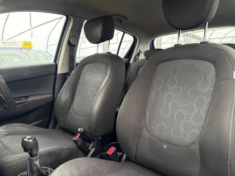 2011 Hyundai i20 1.4 Comfort Euro 5 5dr HATCHBACK Petrol Manual