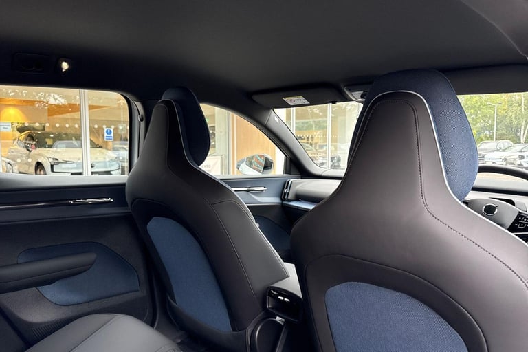 2025 Volvo EX30 Single Motor Extended Range 69kWh Plus SUV 5dr Electric Auto (272 ps) ESTATE Elec...