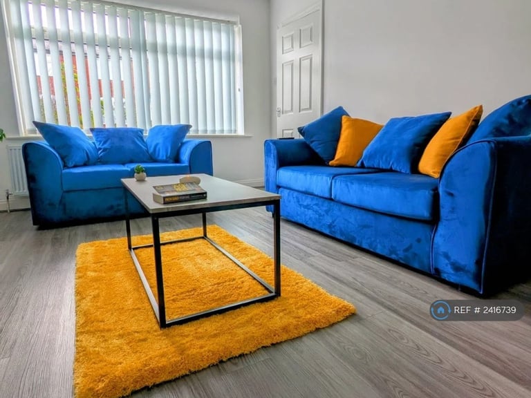 3 bedroom house in Overlinks Drive, Salford, M6 (3 bed) (#2416739)