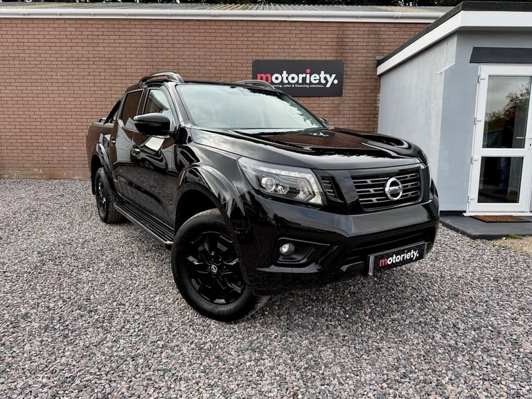 2020 Nissan Navara 2.3 dCi N-Guard Auto 4WD Euro 6 4dr PICK UP Diesel Automatic