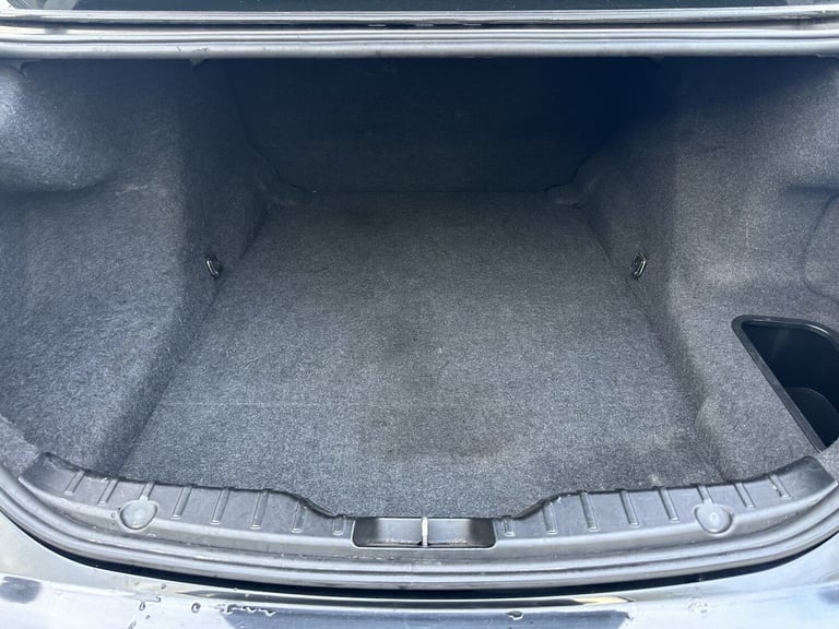 BMW 5 SERIES 2.0 520d M Sport Saloon 2011