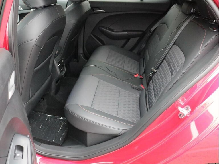 2025 MG MG3 1.5 Hybrid Trophy 5dr Auto HATCHBACK PETROL/ELECTRIC Automatic