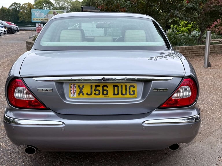 2007 Jaguar XJ 2.7 XJ Executive TDVi Auto 4dr Saloon Diesel Automatic