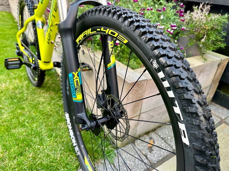 Whyte 403 Mountain Bike