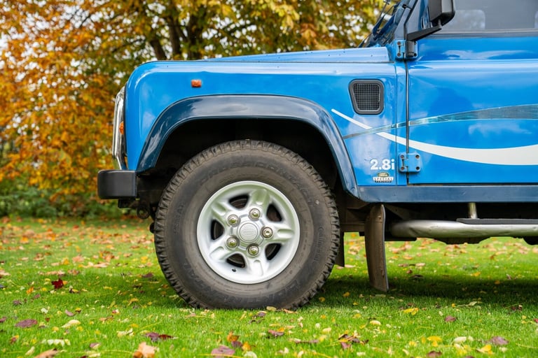 2020 Land Rover Defender 90 Saloon PETROL Manual