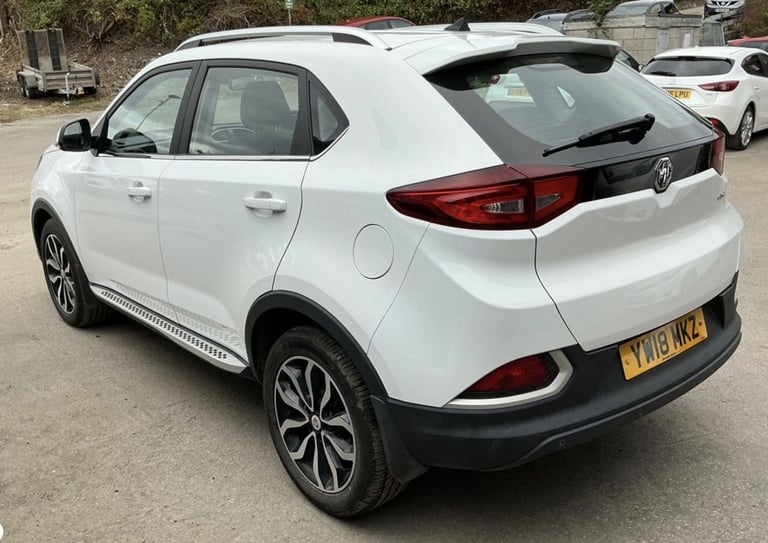 2018 18 MG GS 1.5 TGI EXCLUSIVE SUV 5DR PETROL DCT EURO 6 (S/S) (160 PS)