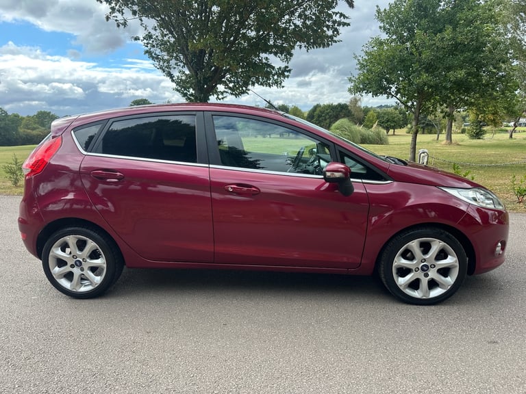 2011 Ford Fiesta 1.4 Zetec 5dr HATCHBACK Petrol Manual