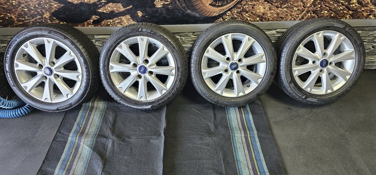 Ford Genuine 15 alloy wheels + 4 x tyres 195 50 15