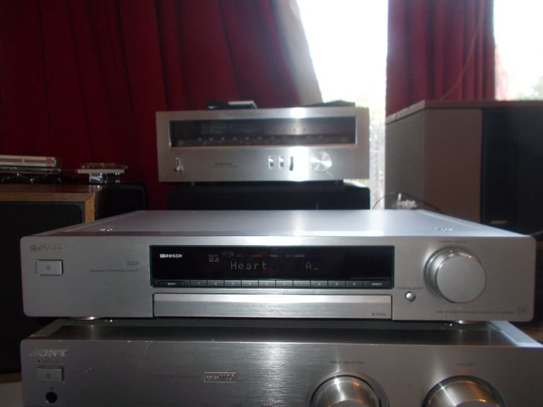 ST-SB920 QS ASM SILVER HIGH END FM AM RDS TUNER