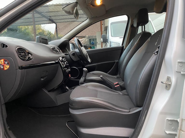 2012 Renault Clio 1.2 Dynamique TomTom Euro 5 5dr HATCHBACK Petrol Manual