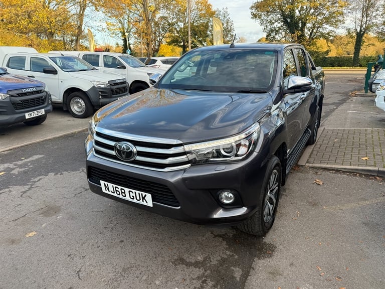 2018 Toyota Hilux Invincible D/Cab Pick Up 2.4 D-4D PICK UP DIESEL Manual