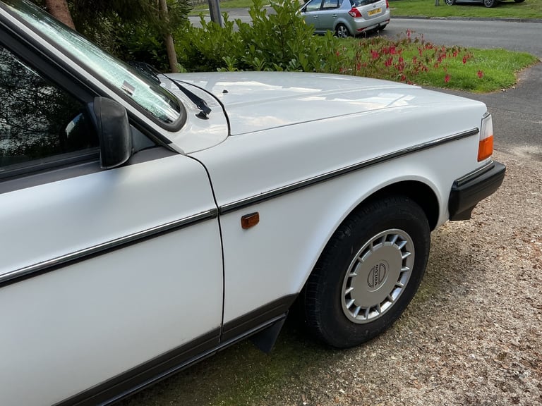 Volvo, 240, Estate, 1993, Manual, 1986 (cc), 5 doors