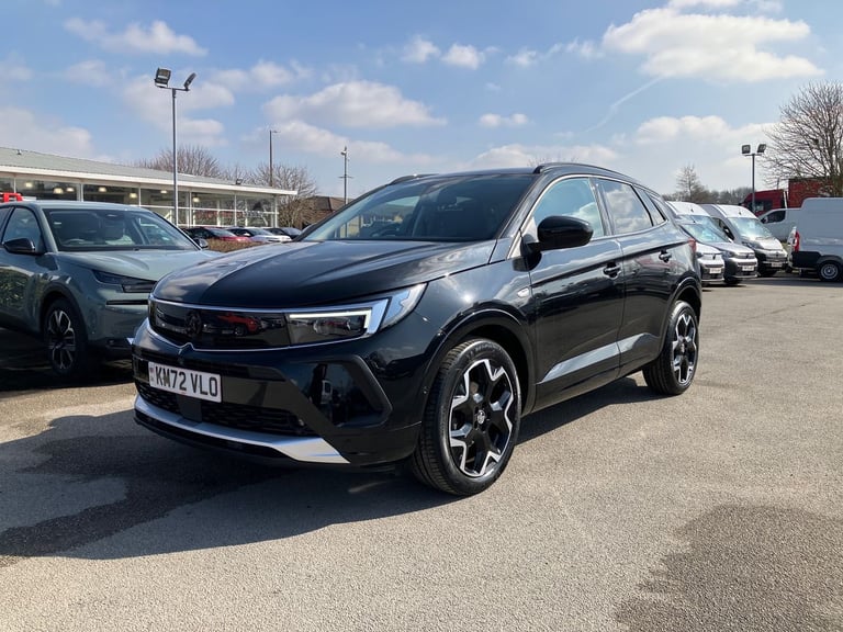 2022 Vauxhall Grandland 1.2 Turbo Ultimate 5dr Hatchback PETROL Manual