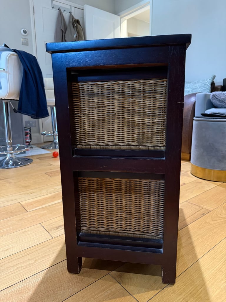 Wooden Storage Cabinet / TV Unit with 3 willow baskets