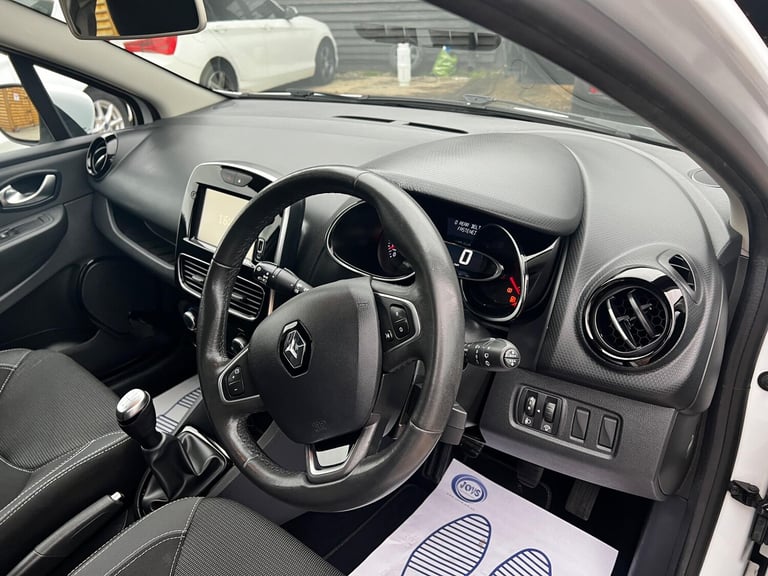 2016 Renault Clio 1.2 16V Dynamique Nav Euro 6 5dr HATCHBACK Petrol Manual