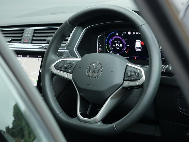 2023 Volkswagen Tiguan 1.4 TSI 13kWh Elegance SUV 5dr Petrol Plug-in Hybrid DSG Euro 6 (s/s) (245...