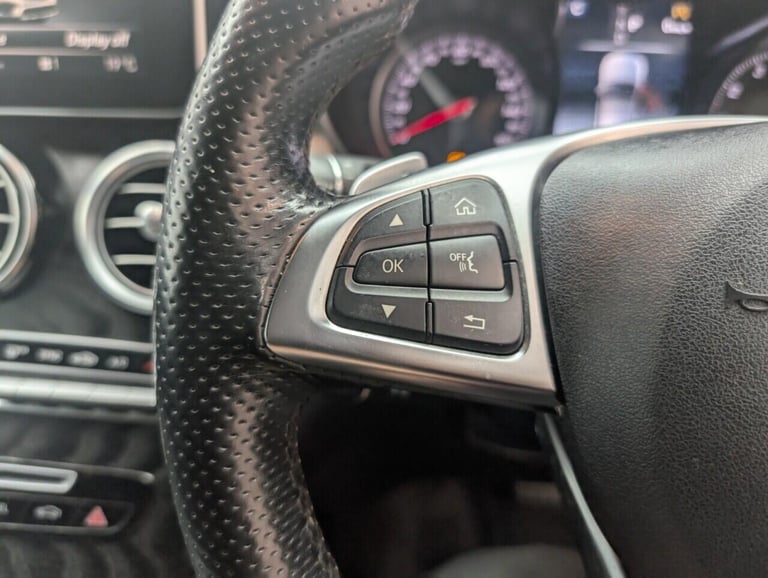 2019 Mercedes-Benz GLC 2.0 GLC250 AMG Line (Premium Plus) SUV 5dr Petrol G-Tronic+ 4MATIC Euro 6 ...