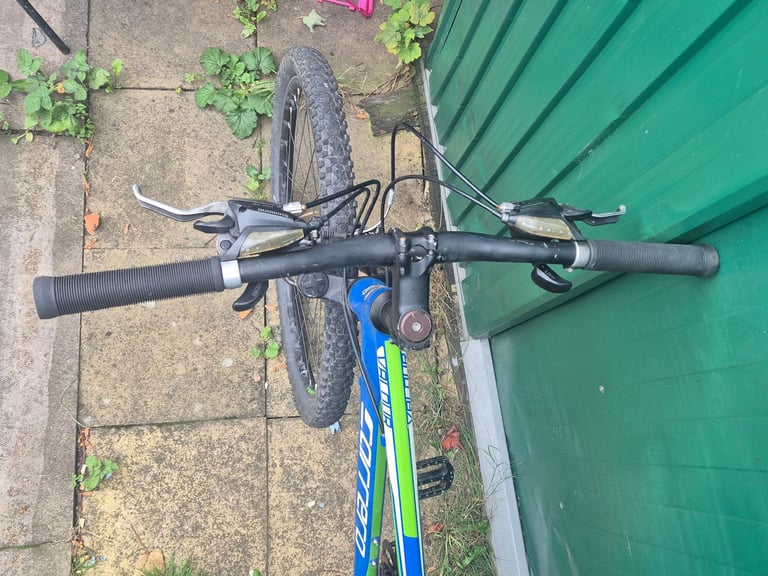 Carrera Valour Mountain bike 