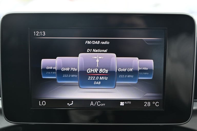 2014 64 MERCEDES-BENZ C-CLASS 2.1 C220 BLUETEC SPORT SALOON 4DR DIESEL G-TRONIC+