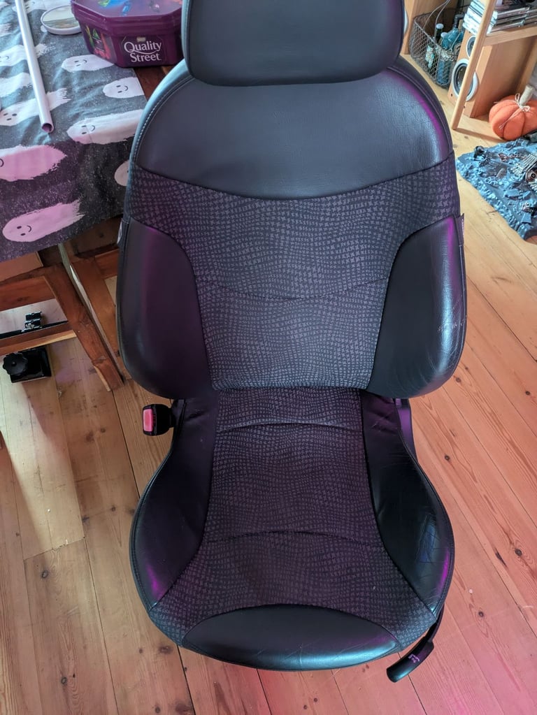 Mini cooper passenger seat