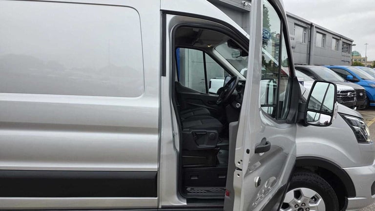 2025 Ford Transit 2.0 EcoBlue 165ps H2 Limited Van [Nav] Medium Roof Van Diesel Manual