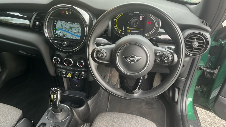 2020 MINI Hatch 135kW Cooper S Level 2 33kWh 3dr Auto Electric Hatchback Hatchback Electric Autom...