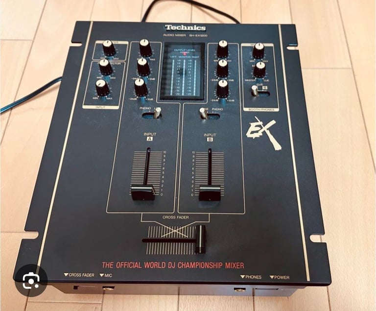 image for Dj mixer