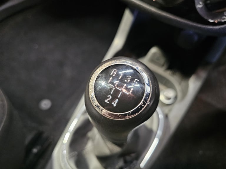 2013 Vauxhall Corsa 1.2 16V Limited Edition Hatchback 3dr Petrol Manual Euro 5 (85 ps) Hatchback ...