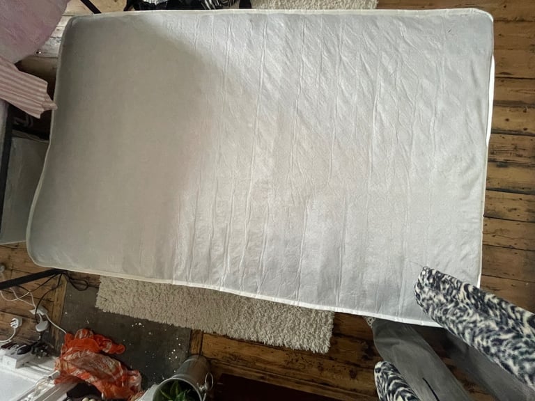 Mattress small double NEW