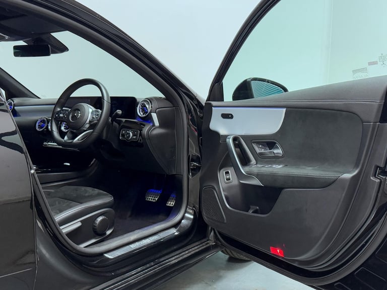 2022 Mercedes-Benz A-Class 1.3 A250e 15.6kWh AMG Line Edition (Executive) Saloon 4dr Petrol Plug-...