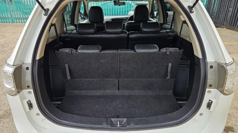 2014 Mitsubishi Outlander 2.2 DI-D GX3 4WD Euro 5 (s/s) 5dr ESTATE Diesel Manual