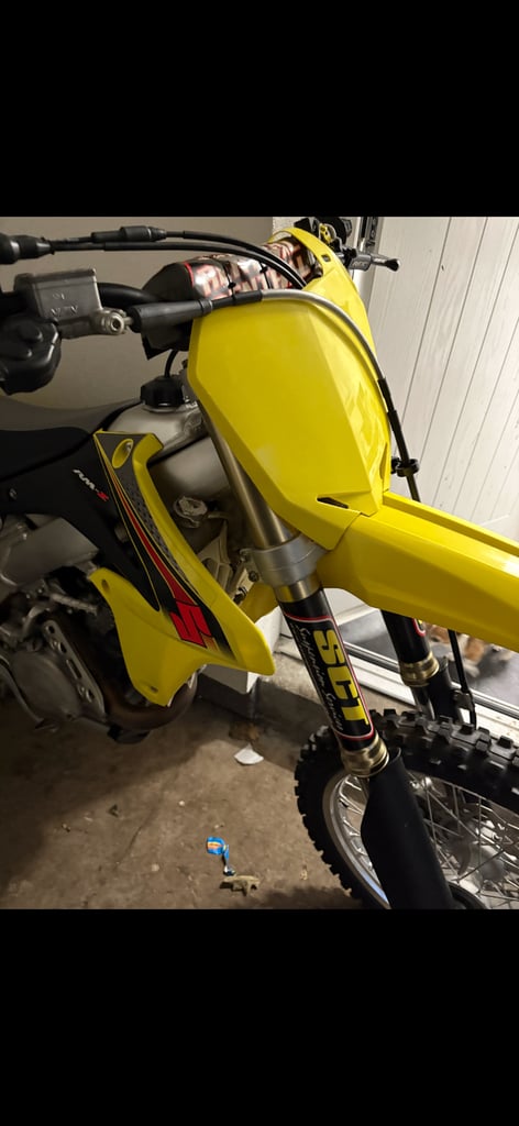 RMZ 450 2015